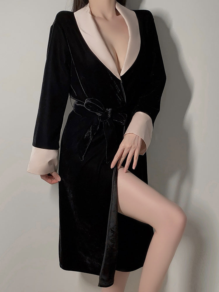 INJOY Lingerie – Velvet Open-Front Robe with Contrast Lapel & Tie Waist