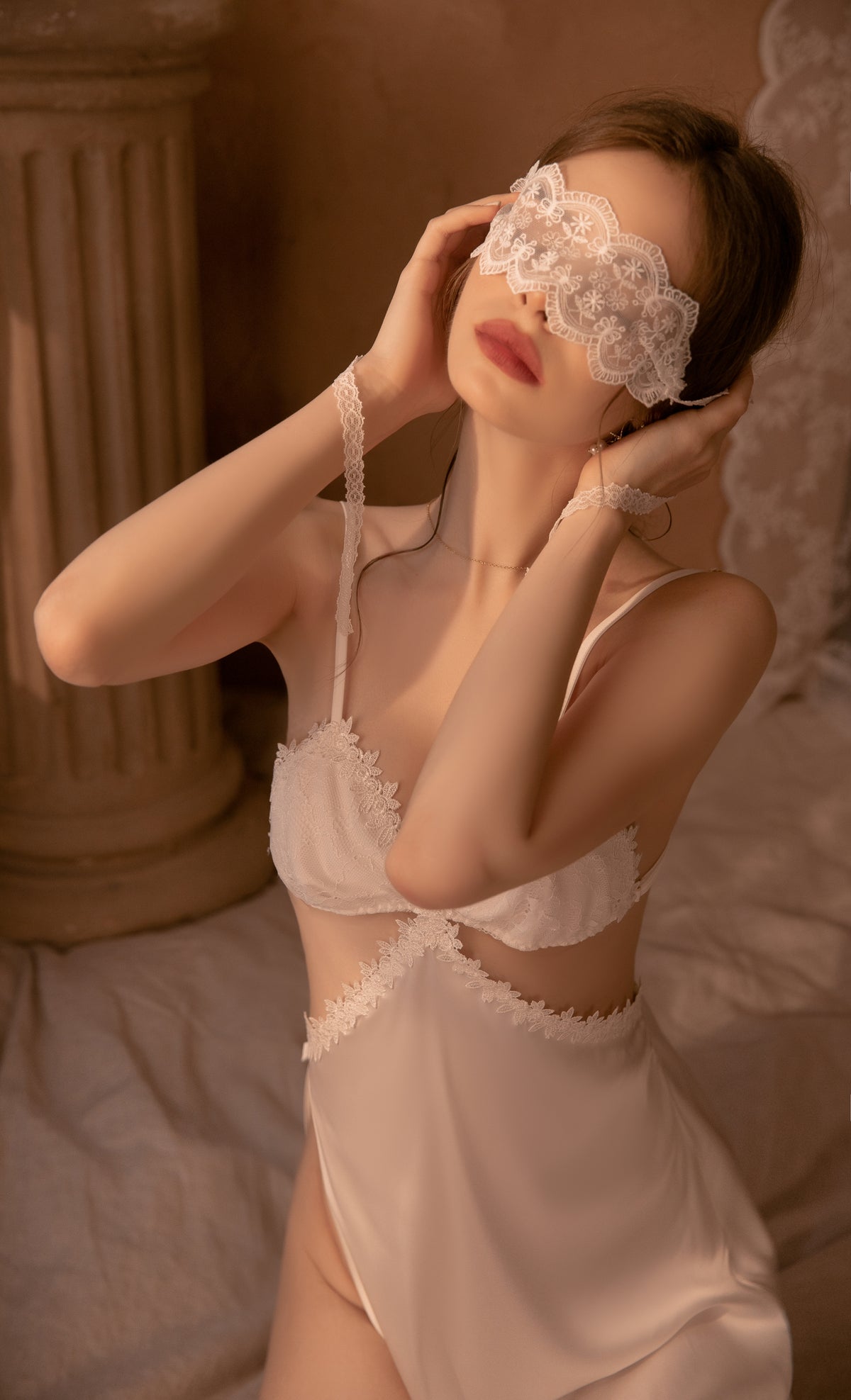 INJOY Lace Embroidered Eye Mask – Adjustable Strap